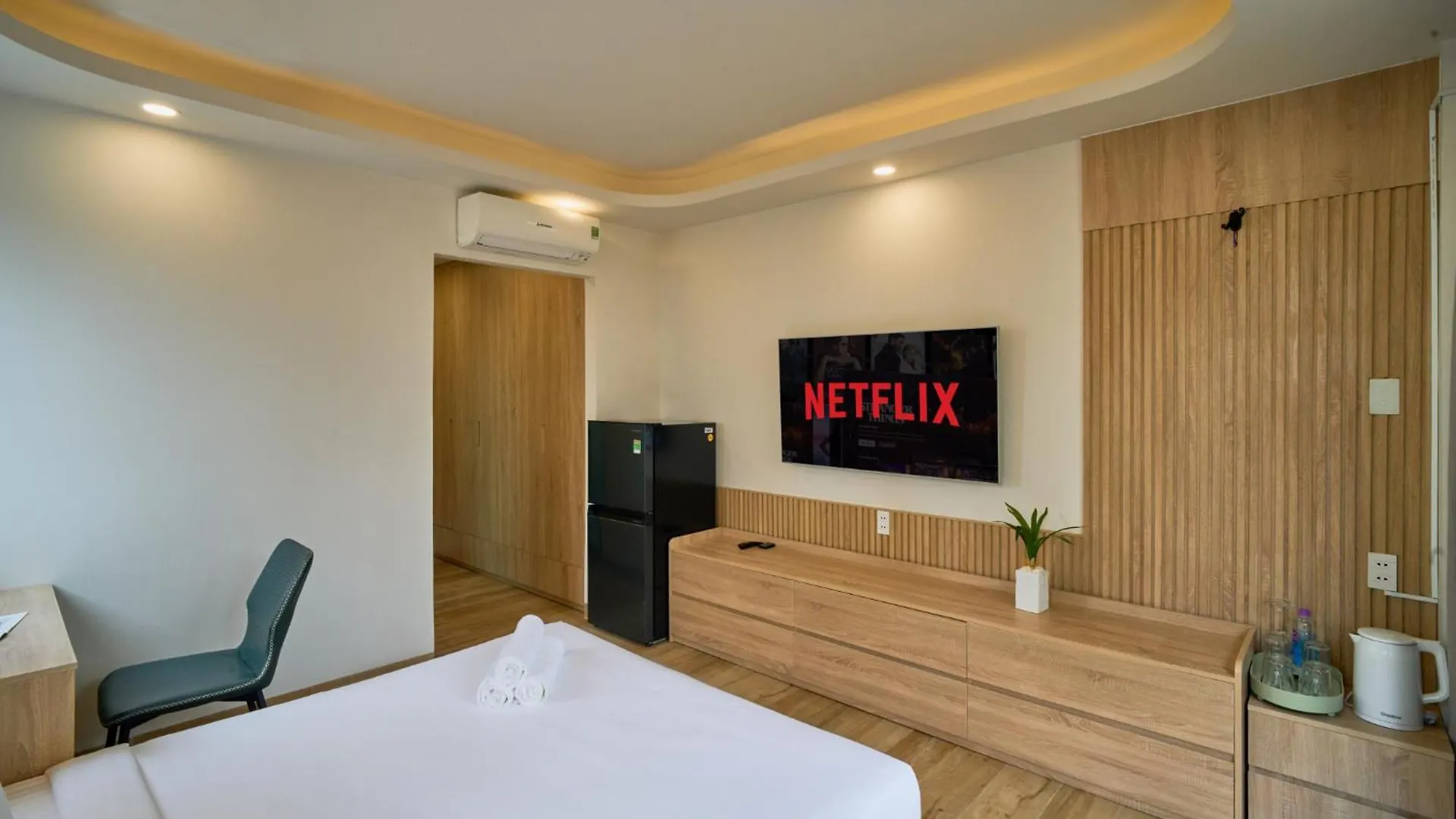 S Lux Apartment Central Near Beach Nha Trang 0*,  Vietnam