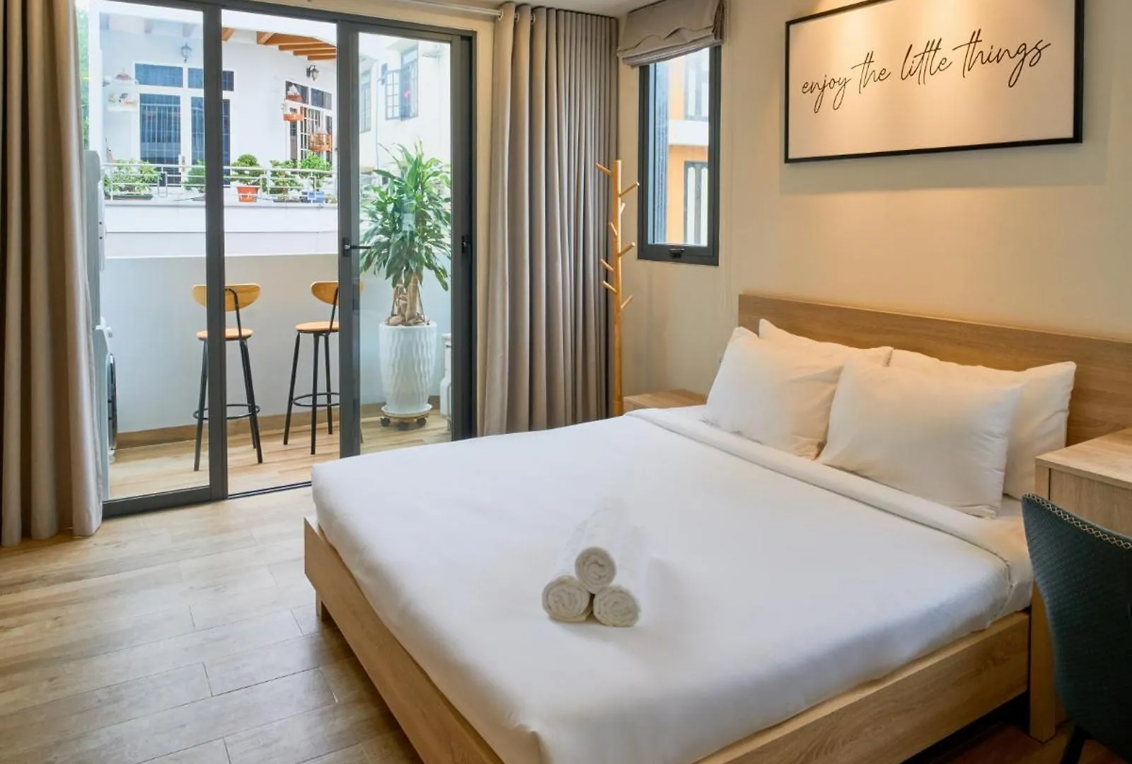 S Lux Apartment Central Near Beach Nha Trang Vietnam